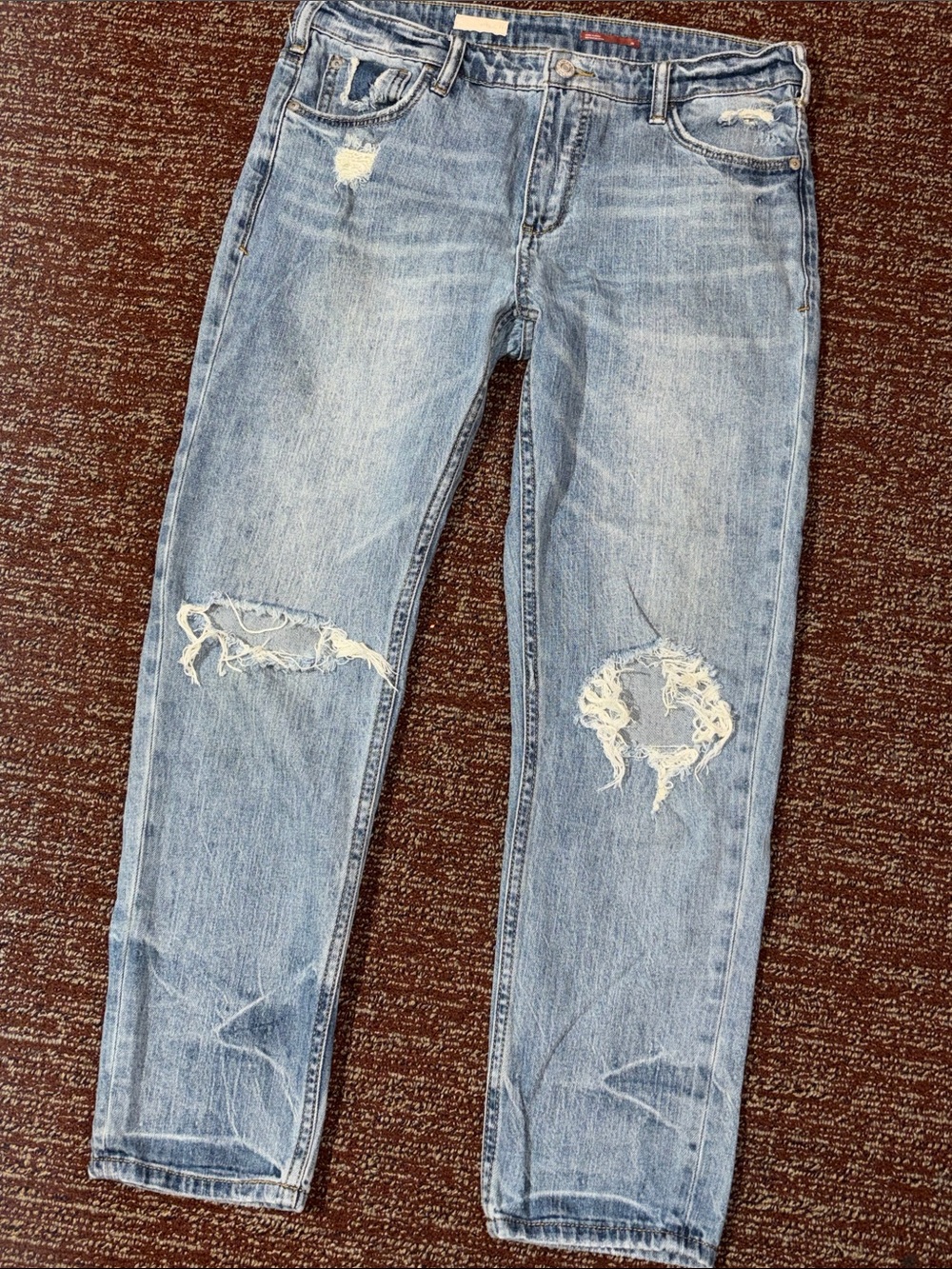 Pilcro Anthropologie Distressed Denim straight leg cropped light/medium wash 26